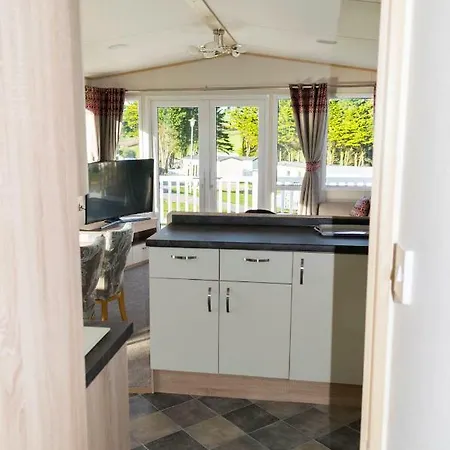 Newquay Valley View 4* New Quay